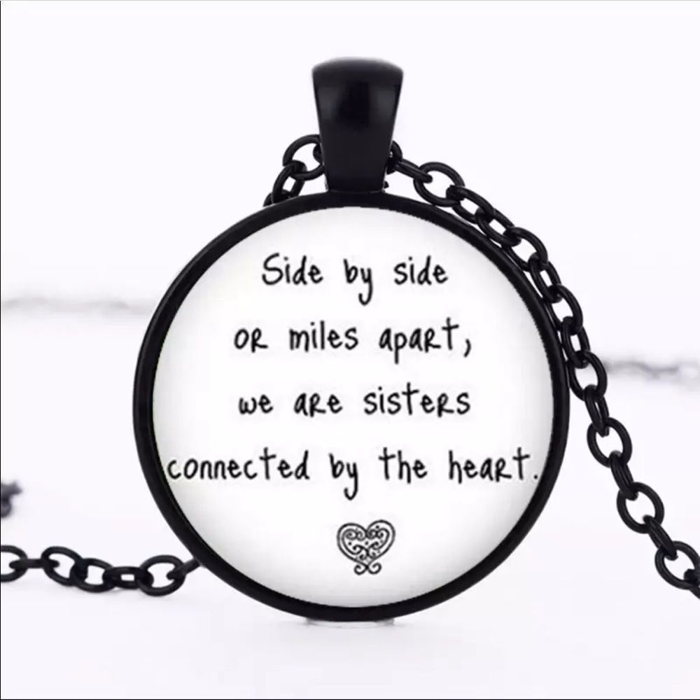 Sister Necklace 